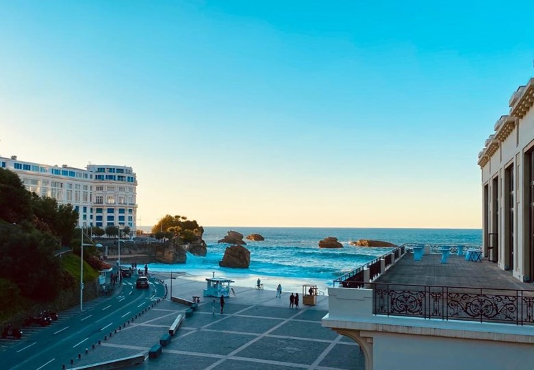 Agence Uliss à Biarritz, vue de la Grande Plage